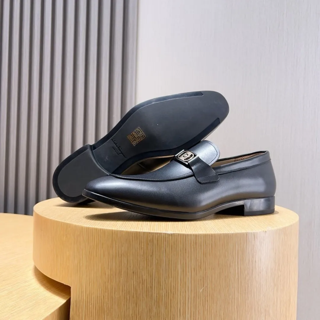 Factory P620💰🔥《Ferragamo》👏Latest•High-end top brand luxury~purchasing agent, top~quality. New fashionable business men's shoes🔜The uppers are made of original cashmere cowhide➕cowhide·lining, with fine workmanship. The original stylish and soft combination wear-resistant and non-slip outsole is light and comfortable on the feet. The real thing looks better in real life. Size: 38/44